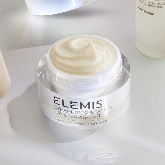 07A_DR_Resurfacing_Essentials_AM_COMP (1)